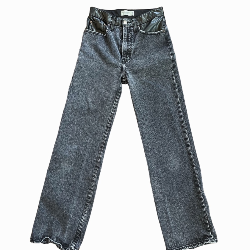 Abercrombie High Rise 90s Relaxed Jeans
